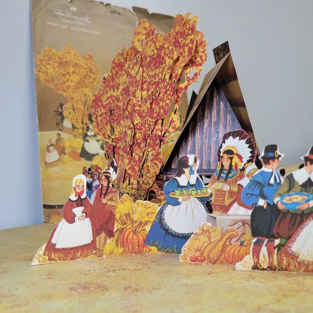 Hallmark Pop-up‎ Thanksgiving Vintage Paper First Dinner Pilgrim Indian Decor